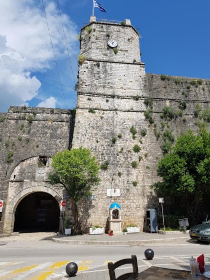 In The Castle - House Apartment Ioannina Exterior photo